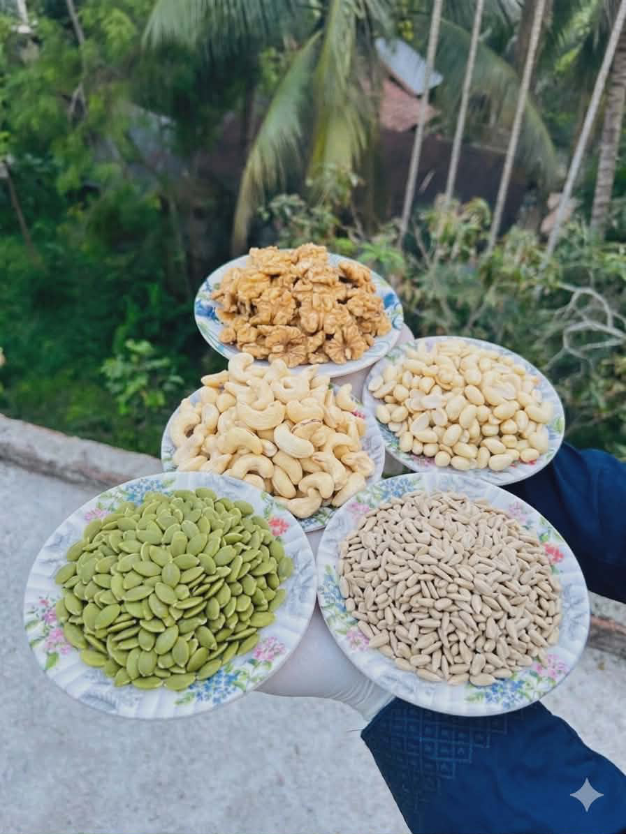 আখরোট ১০০ গ্রাম কাজুবাদাম ১০০ গ্রাম থাই চীন বাদাম ১০০ গ্রাম মিষ্টি কমড়া বীজ ১০০ গ্রাম সূর্যমুখীর বীজ ১০০ গ্রাম